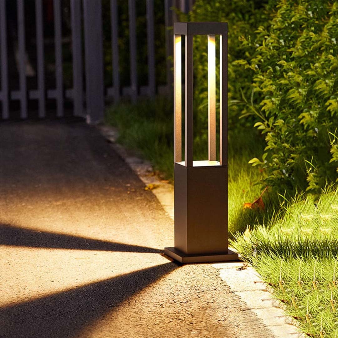 Outdoor garden lighting