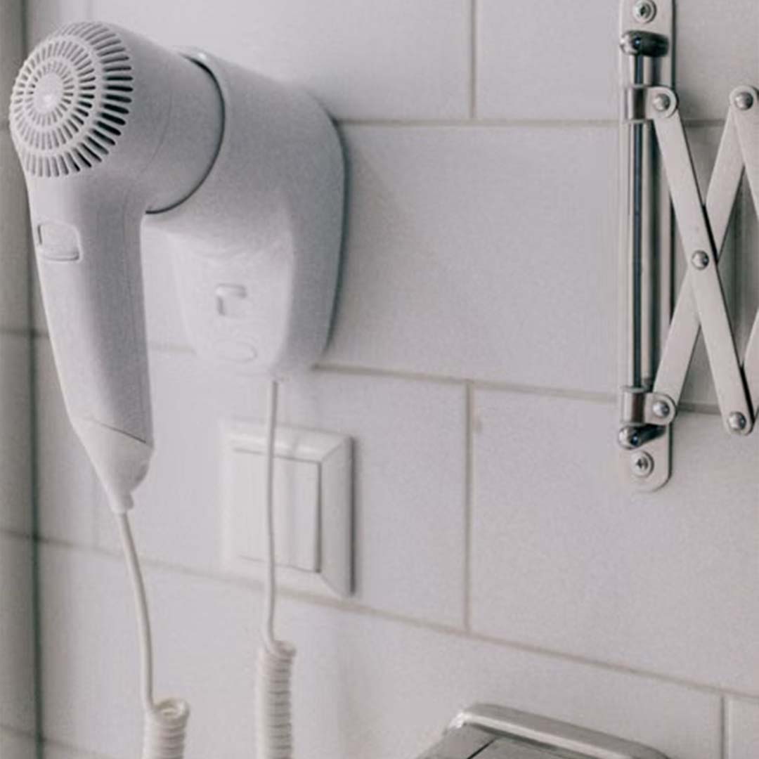 bathroom electrical safety lighting