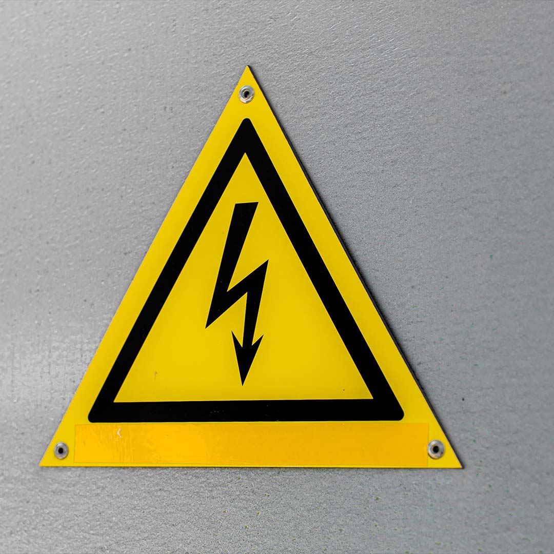 electrical work warning sign